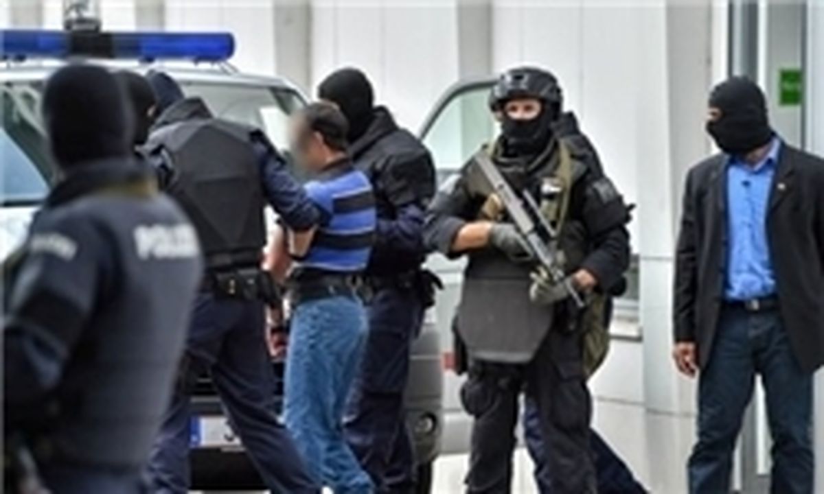 نوجوان اتریشی به همکاری با داعش متهم شد