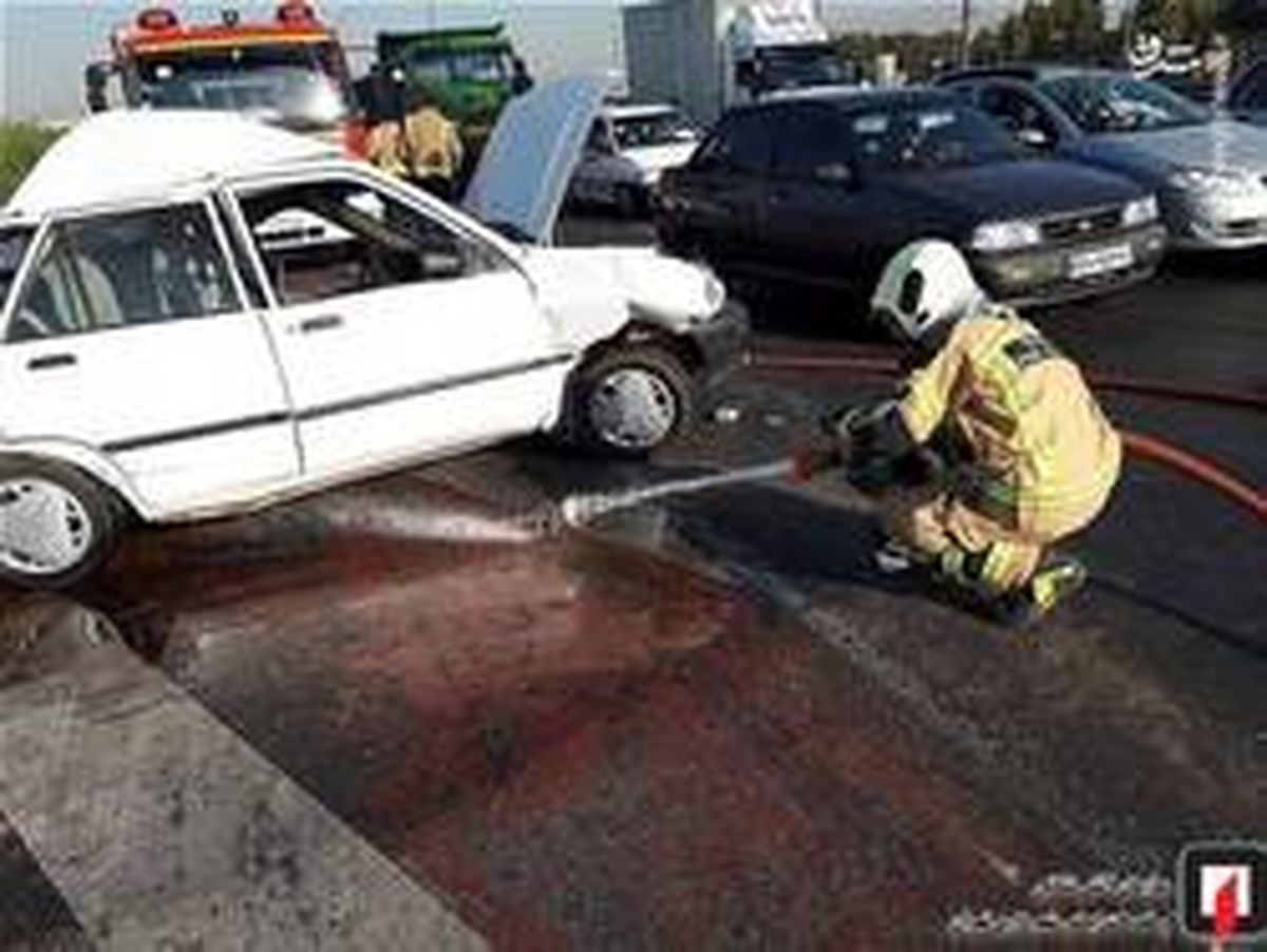 «کامیون» پراید را له کرد +عکس