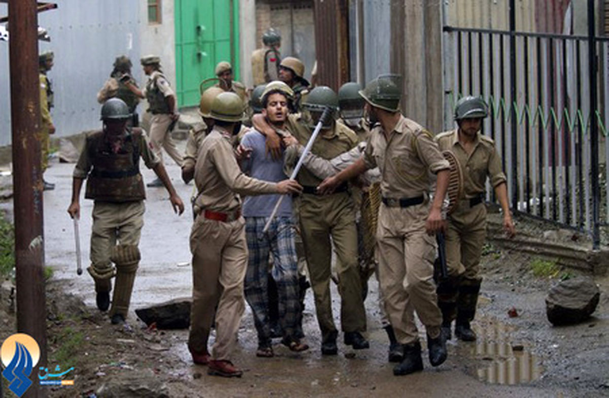 دستگیری اوباش به سبک هندی/عکس