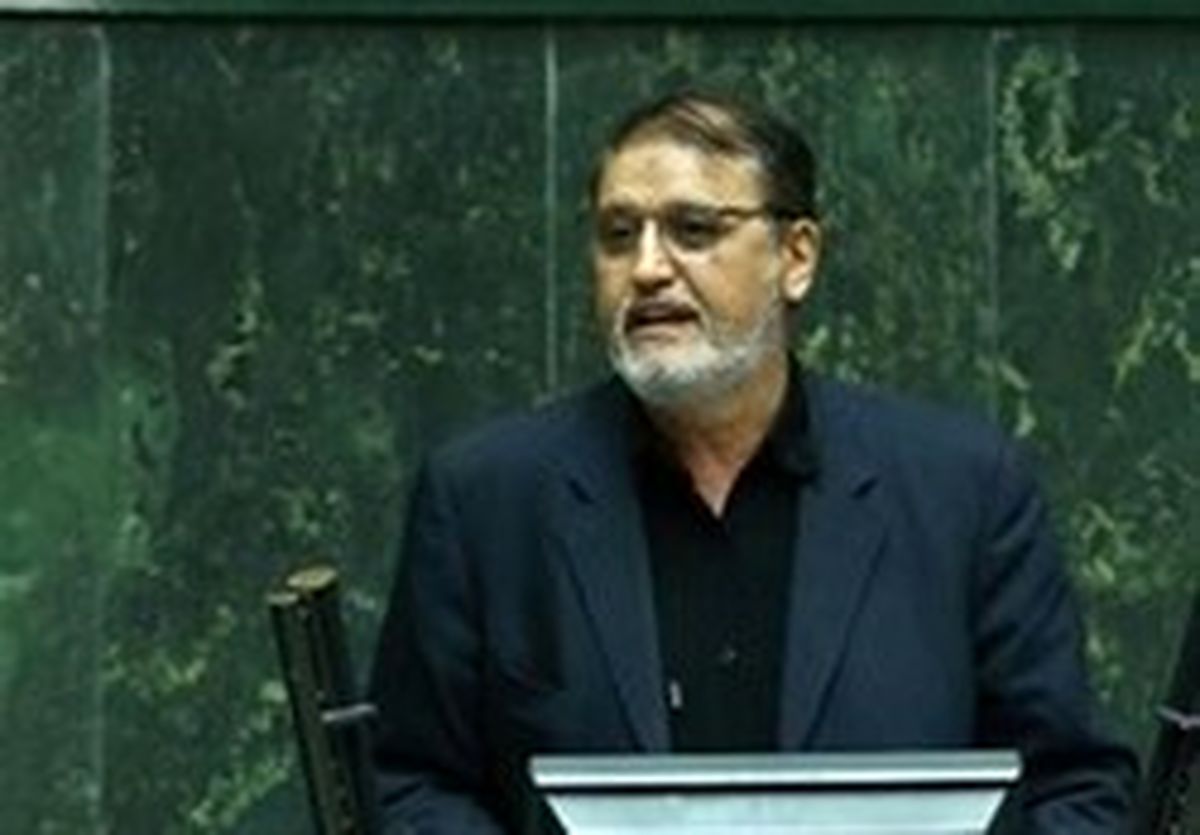 ابطحی: دولت باید فوراً بازار گوشت را تنظیم کند