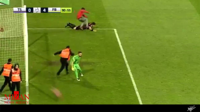 حمله به داور در لیگ ترکیه + عکس