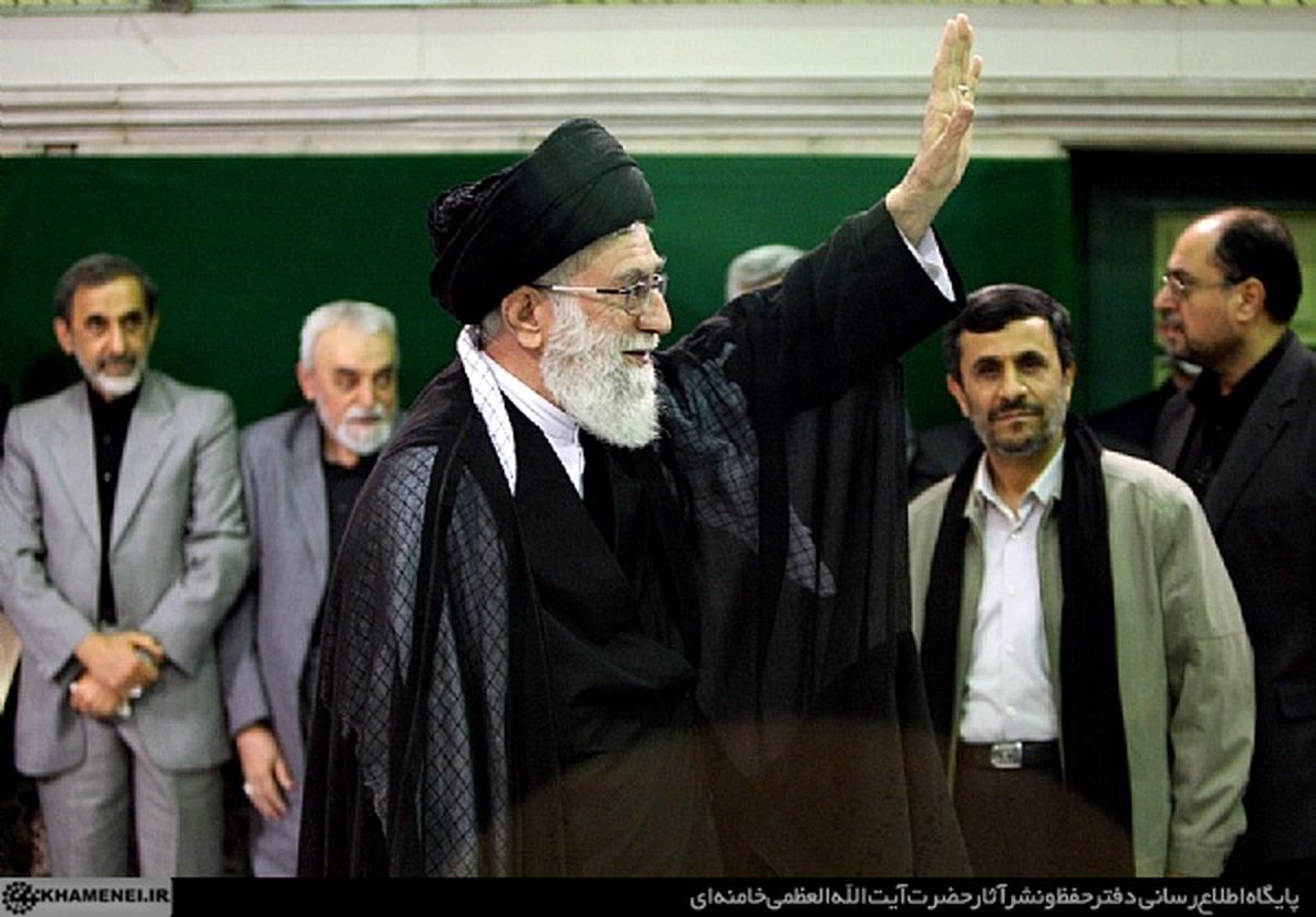 عکس/ مراسم عزاداری در حضور رهبر انقلاب