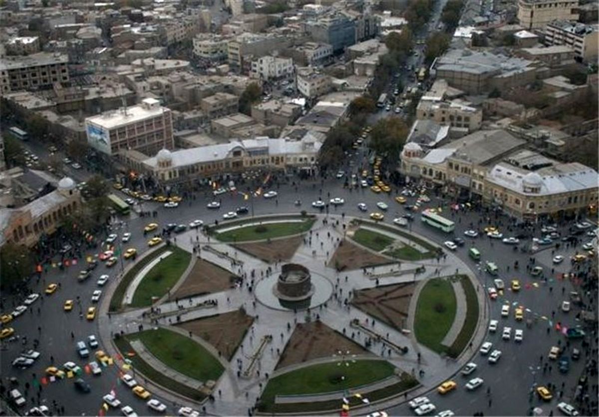 آتش سوزی در حریم بناهای تاریخی همدان +تصاویر