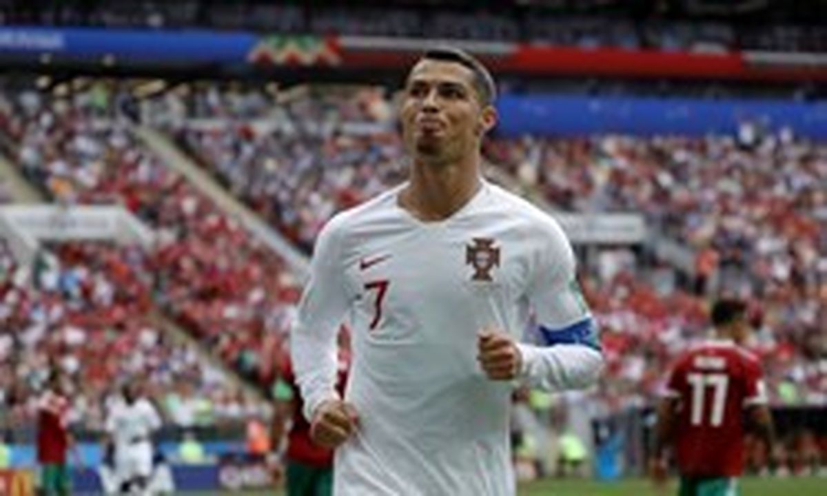 حمایت اهالی آسیای شرقی از پرتغال به خاطر رونالدو +عکس