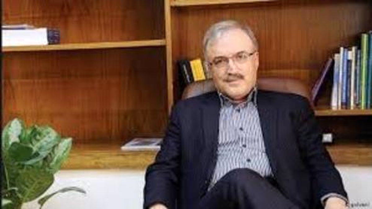 خط بطلان وزیر بهداشت بر خبرسازی دولتی‌ها درباره خرید واکسن