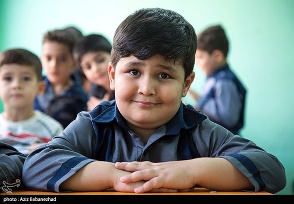 تصاویر: آغاز سال تحصیلی در شهر سیل‌زده پلدختر