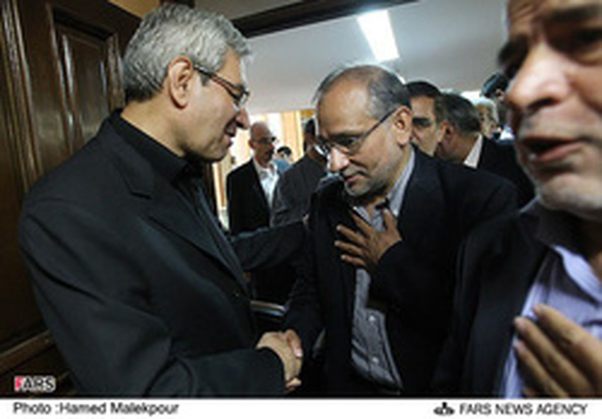 خطر پیروزی فردی مانند احمدی نژاد بسیار جدی است!