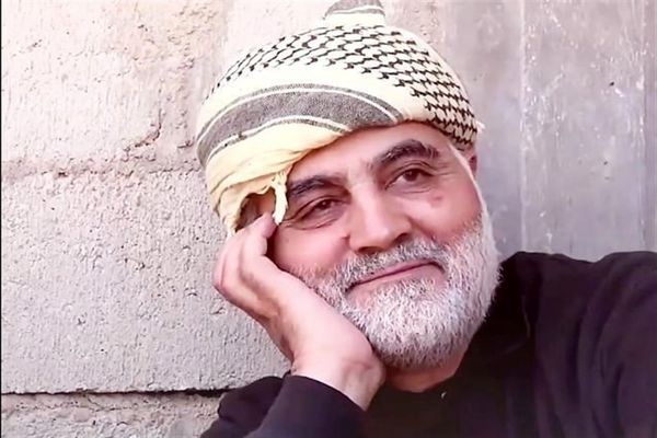 فیلم منتشرنشده سخنرانی حاج قاسم در ایام فاطمیه در دوران دفاع مقدس