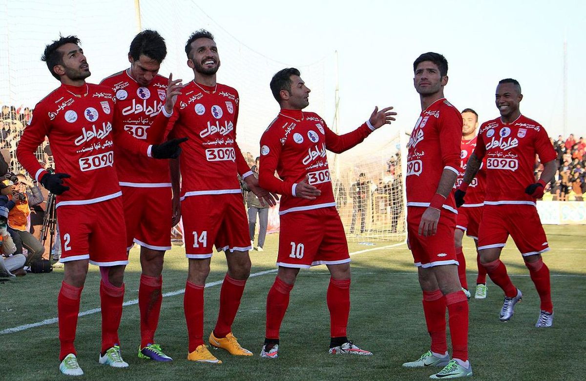 وقتی تراکتوری‌ها مانکن می‌شوند +عکس