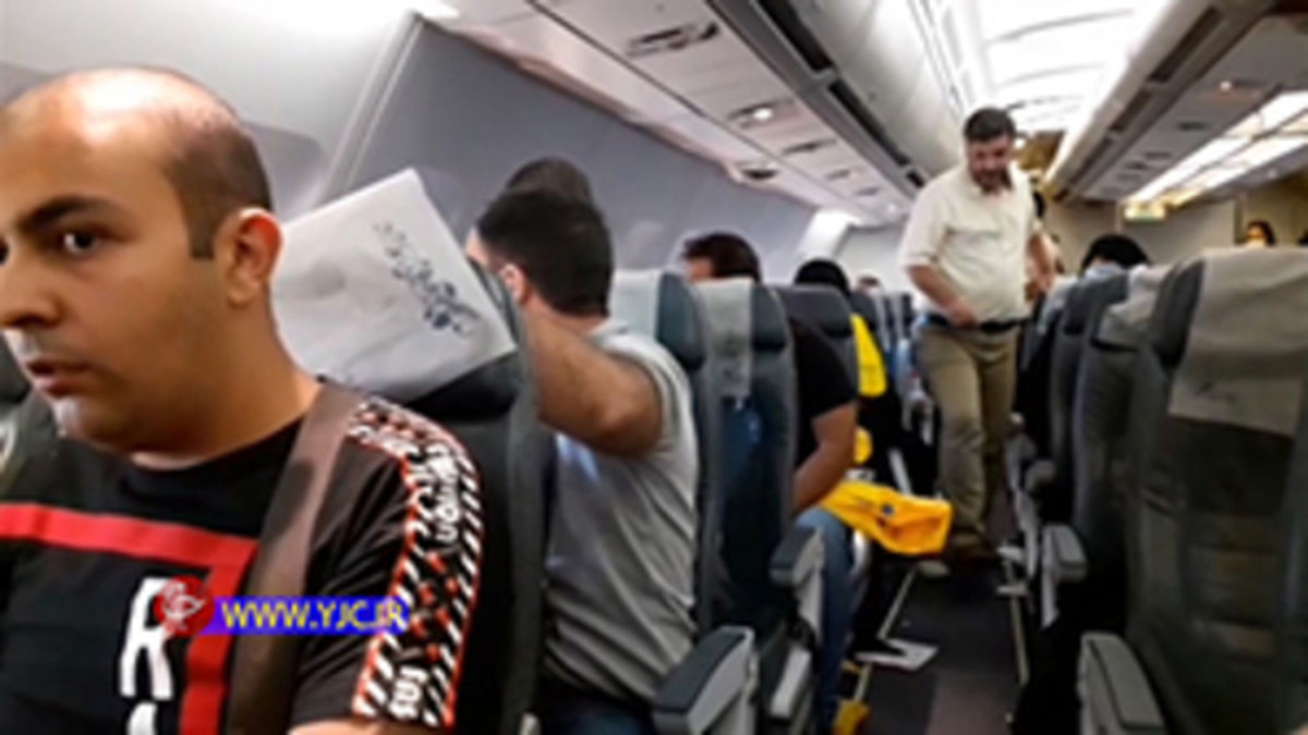 روایت مسافران ماهان از لحظات دلهره آور اقدام جنگنده های آمریکایی +فیلم