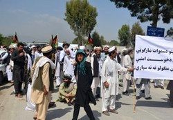 ۲۵ زخمی نتیجه برخورد پلیس با معترضان در شرق افغانستان