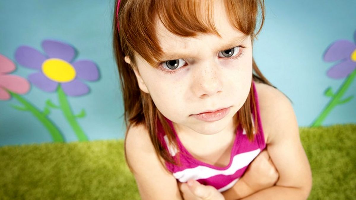 بچه ها چگونه لوس می شوند؟