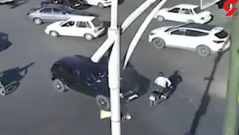 لحظه هولناک تصادف موتورسوار اصفهانی +فیلم