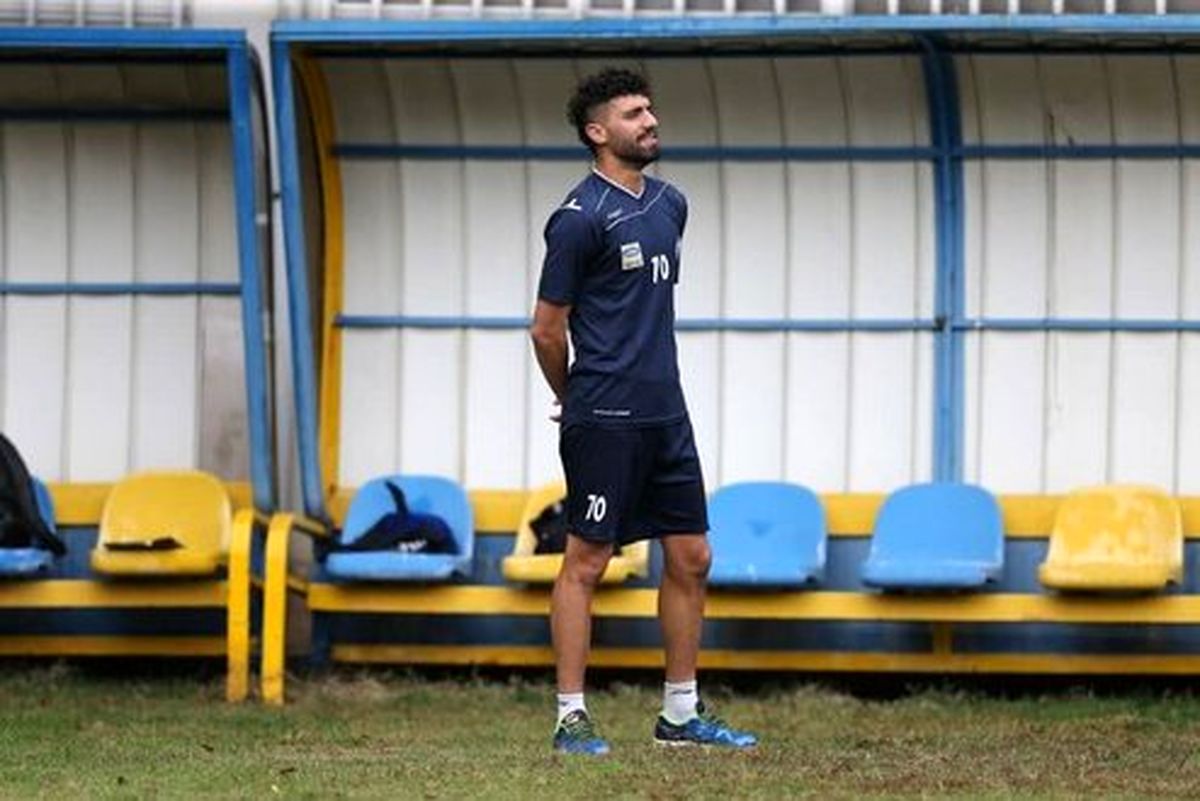 اخبار نقل و انتقالات فوتبال/دانشگر تمدید کرد