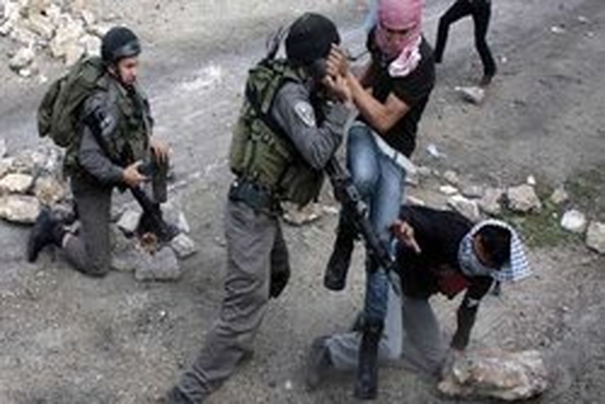 بازداشت ۱۶ فلسطینی توسط صهیونیستها در کرانه باختری