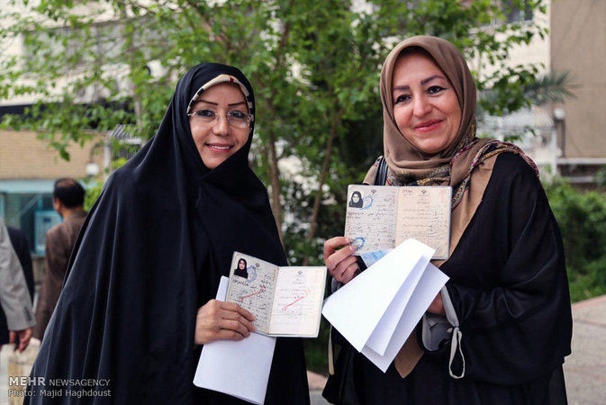 تصاویر: ثبت نام کنندگان ریاست جمهوری در آخرین روز