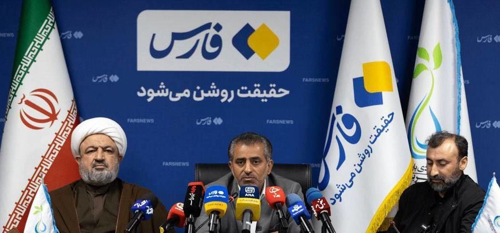 رسایی و جراره در مجلس برای تهران چه کرده اند/ شهرداری نباید قرارگاه سیاسی شود/ مبنای لیست بستن شما برای شوراها چیست؟ / در مجلس چگونه فهرست بستید؟ 