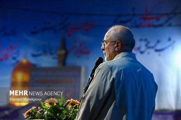 نسل امروز و آینده مدیون شجاعت و مقاومت شهدا است