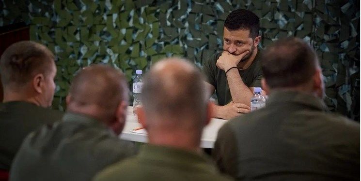  بازدید زلنسکی از منطقه عملیات ضدحمله در جنوب اوکراین