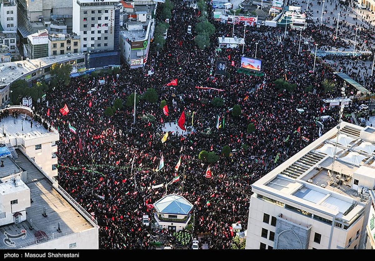 تا دقایقی دیگر خانواده با آقای شهید ایران وداع می‌کنند