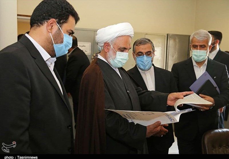تصاویر: بازدید سرزده رئیس قوه قضائیه از دادگستری و دادسرای ‌قرچک 