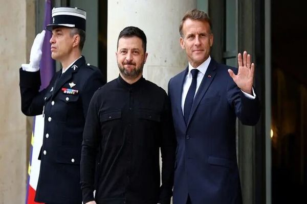 درخواست زلنسکی از ماکرون برای تقویت پدافند اوکراین