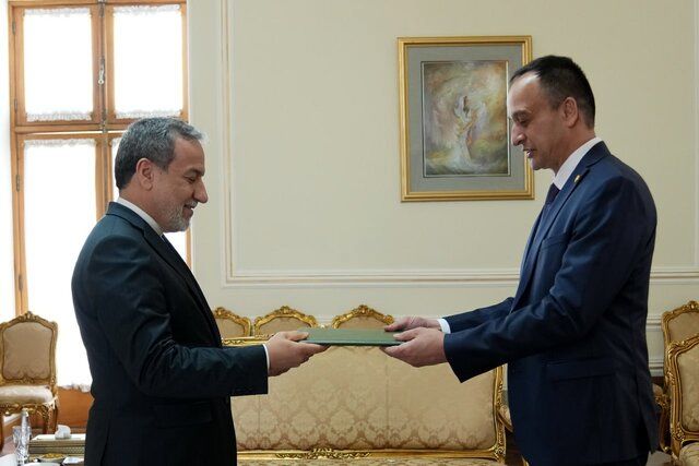 نماینده جدید فائو با عراقچی دیدار کرد