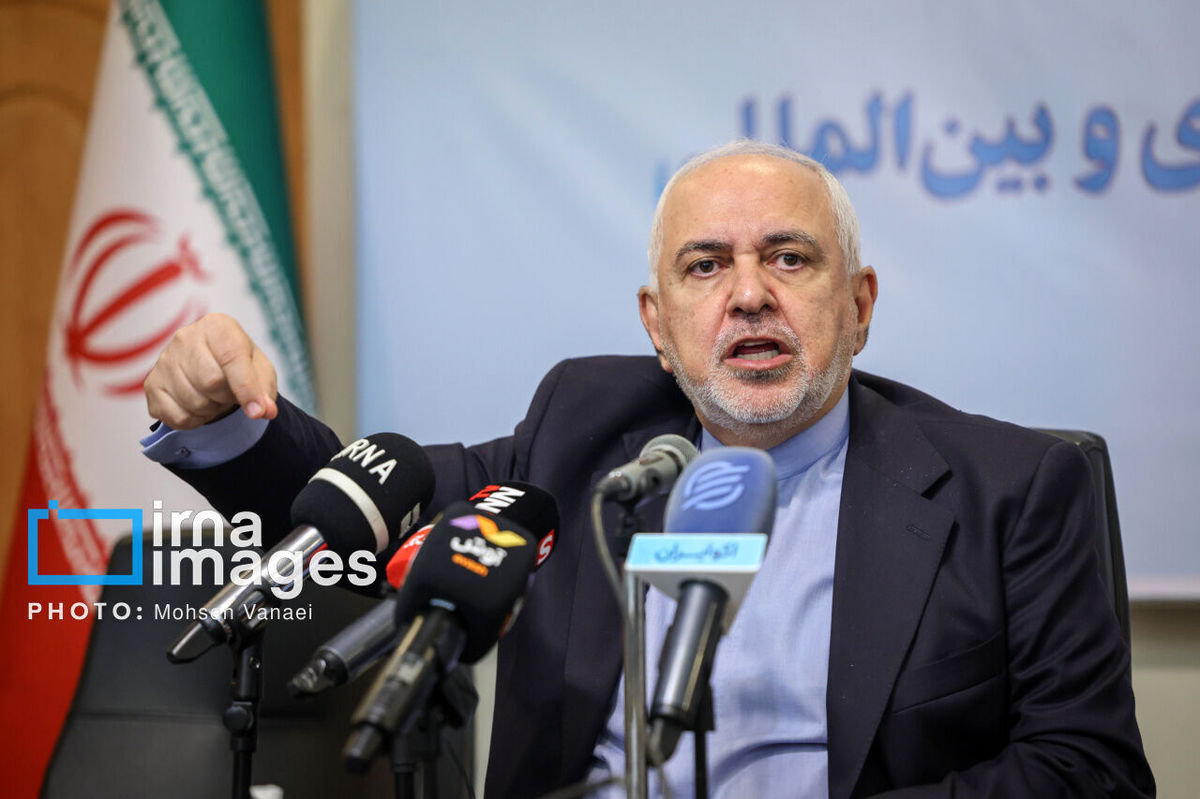 واکنش ظریف به اظهارات مداخله جویانه ترامپ 