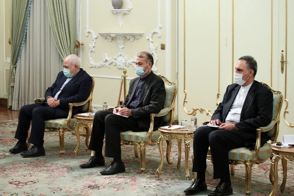 حضور امیرعبداللهیان در کنار ظریف/ آیا او وزیر خارجه میشود؟  +عکس