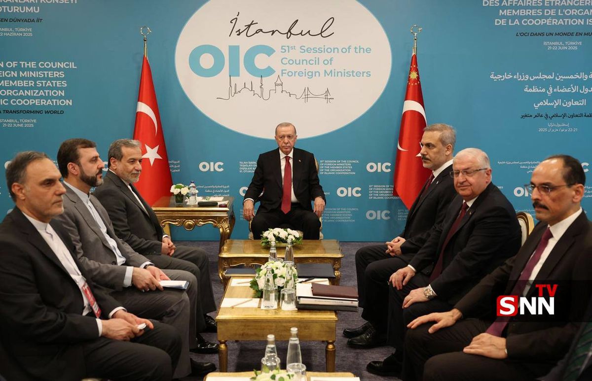 عکسی از دیدار عراقچی با اردوغان