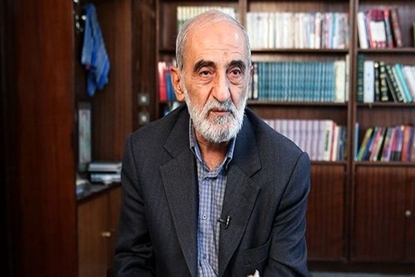 کیهان: چرا مصوبه قانونی مجلس را دور می‌زنید؟!
