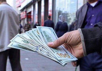 جهش عجیب قیمت دلار آزاد اول صبح پنجشنبه ۱۳ آذر 