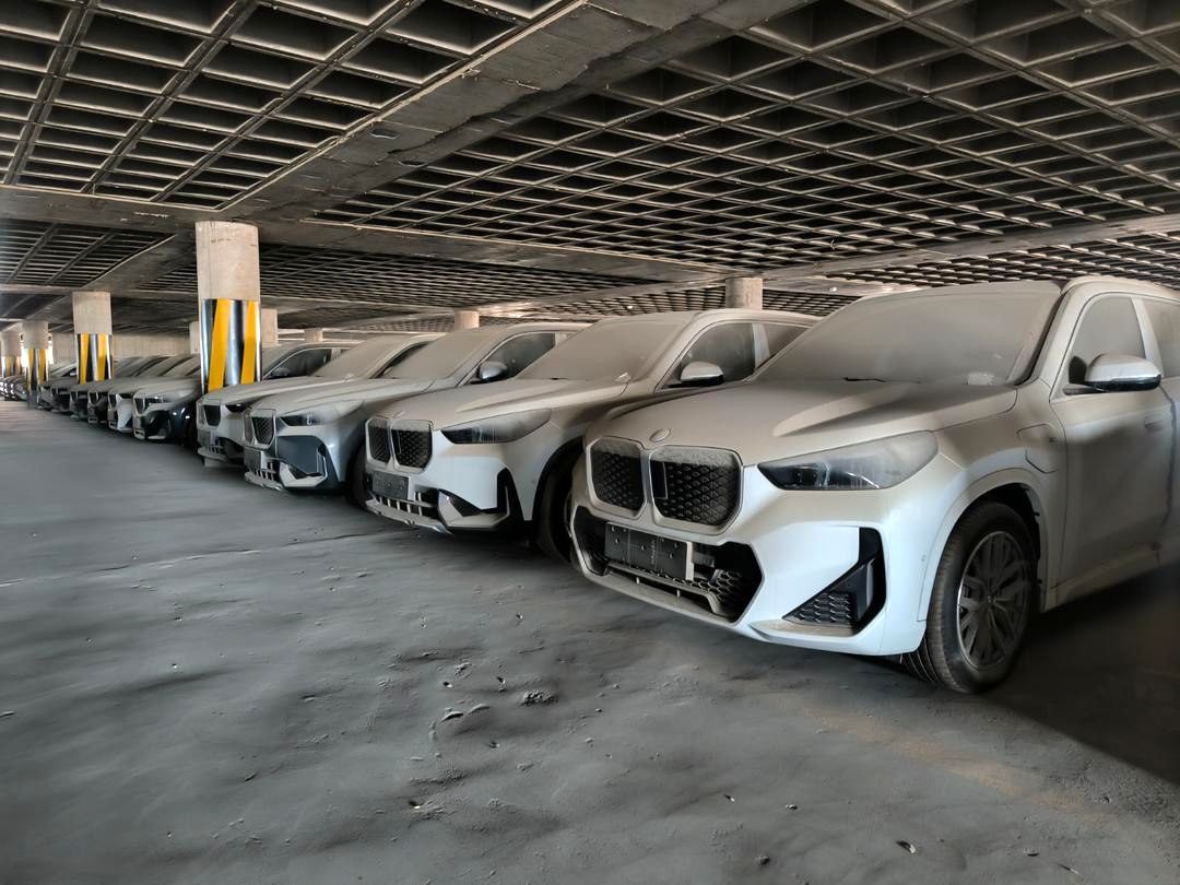 انفجار در بندر رجایی و جنگ 12 روزه، واردات خودرو را دچار اختلال کرد