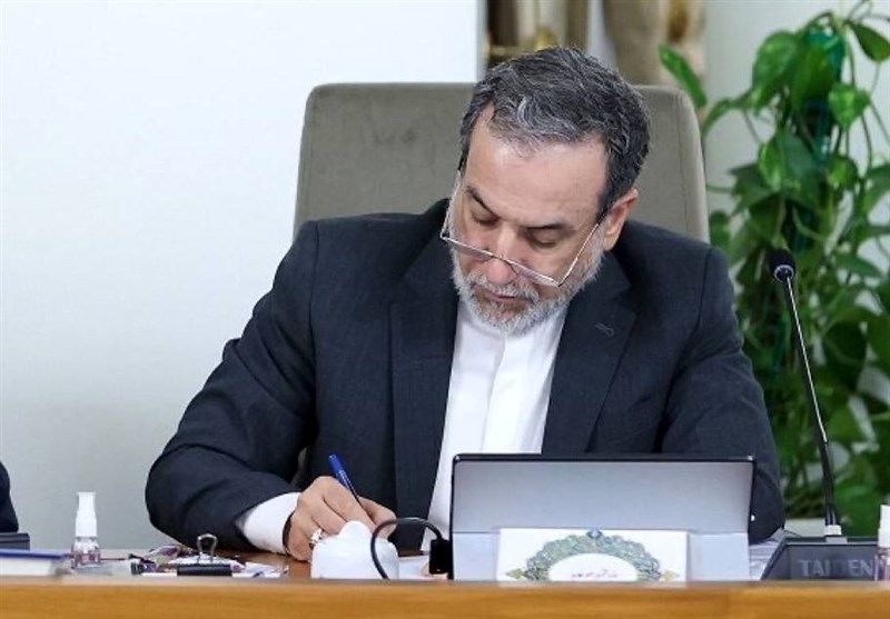 عراقچی: ایران آماده است با جدیت وارد تعامل شود/اکنون توپ در زمین آمریکاست