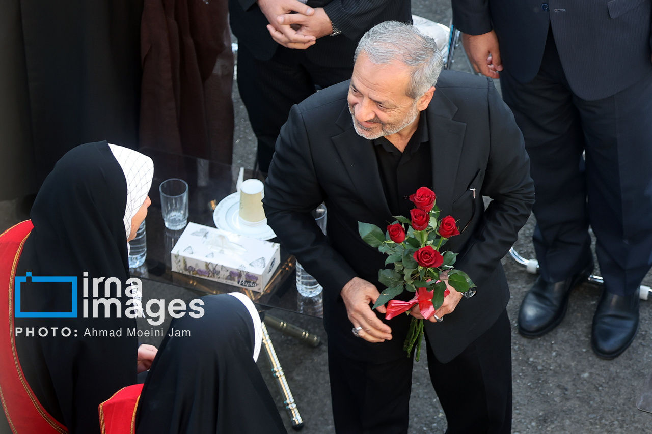 نواختن زنگ استکبار ستیزی با حضور وزیر