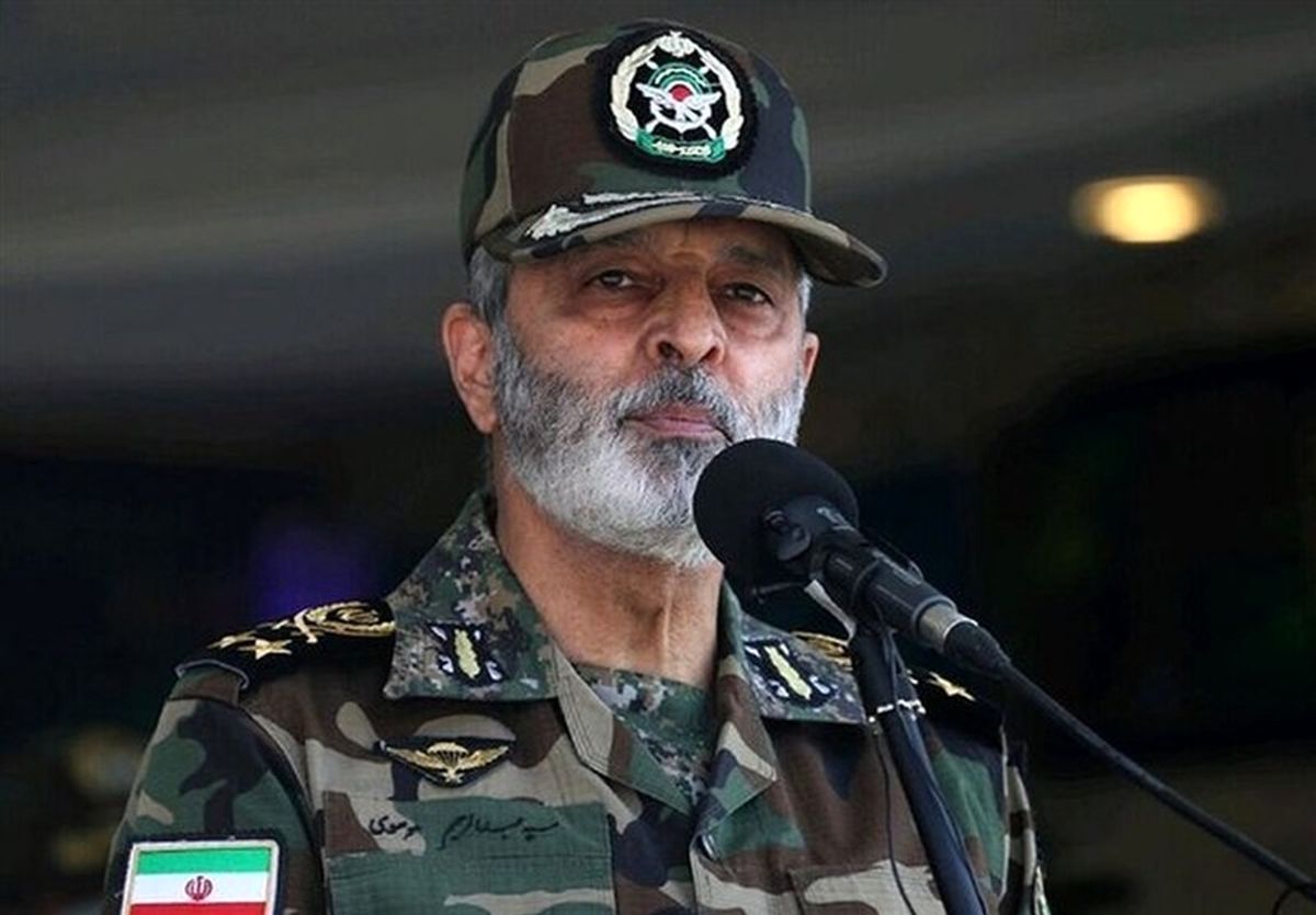 بازدید سرلشکر موسوی از توان آفندی و پدافندی ارتش و سپاه