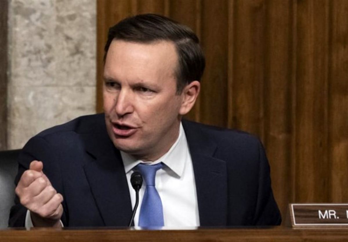 واکنش سناتور آمریکایی به ادعای ترامپ درباره برنامه هسته‌ای ایران