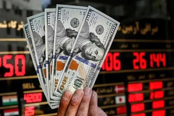 ریزش سنگین ۴۰۰۰ تومانی قیمت دلار امروز ۲۷ مهر | معامله‌گران شوکه شدند!