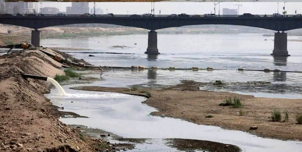 تصویری تکان‌دهنده از خشکسالی در رود دجله عراق