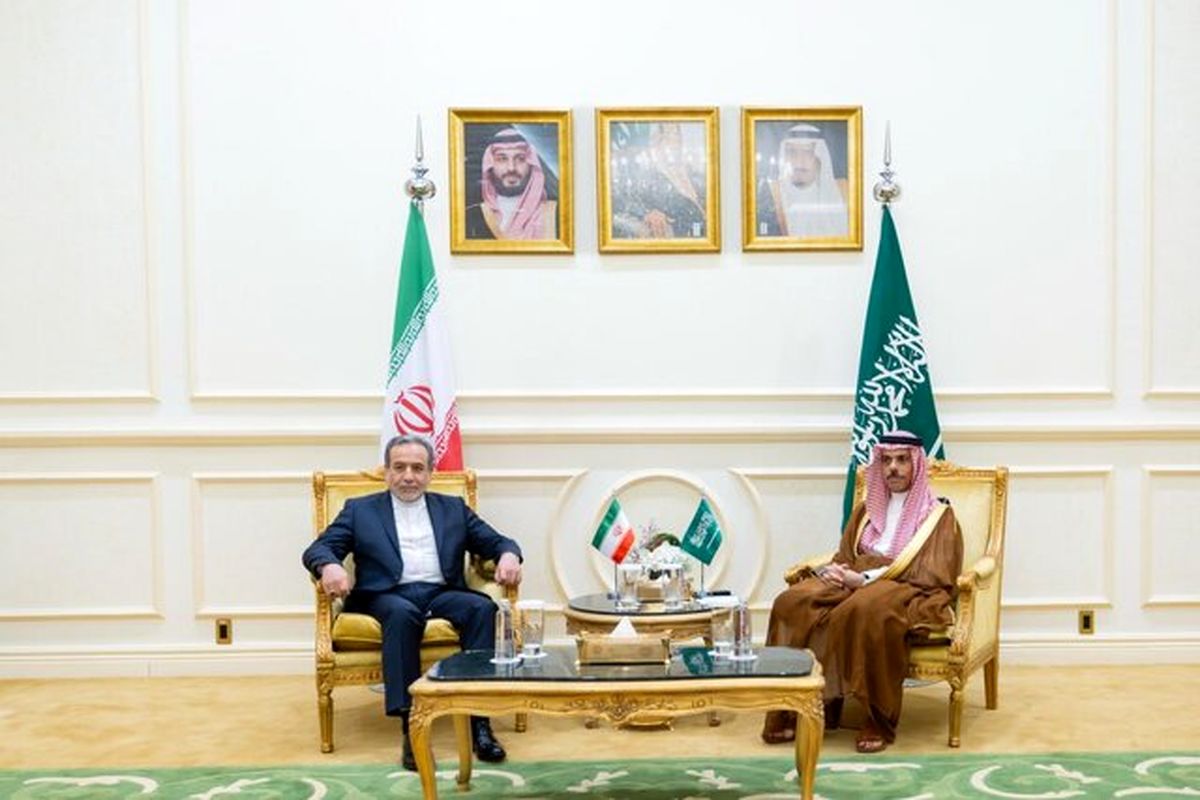 عراقچی همتای سعودی را در جریان گفتوگوهای ایران و آمریکا قرار داد