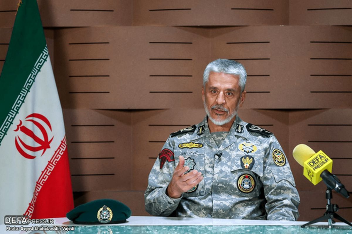 دریادار سیاری: آزادسازی خرمشهر کمر دشمن بعثی را شکست