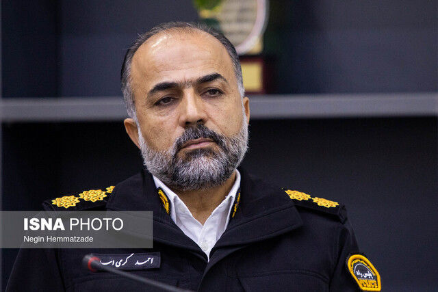 سقوط مرگبار از خودرو در محور طبس 