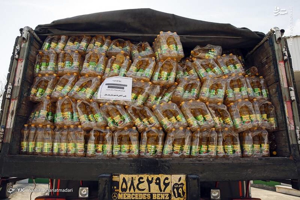 کشف محموله روغن احتکار شده در تهران +عکس