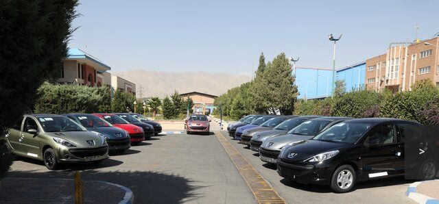 ورود کمیسیون صنایع به افزایش قیمت محصولات ایران خودرو  