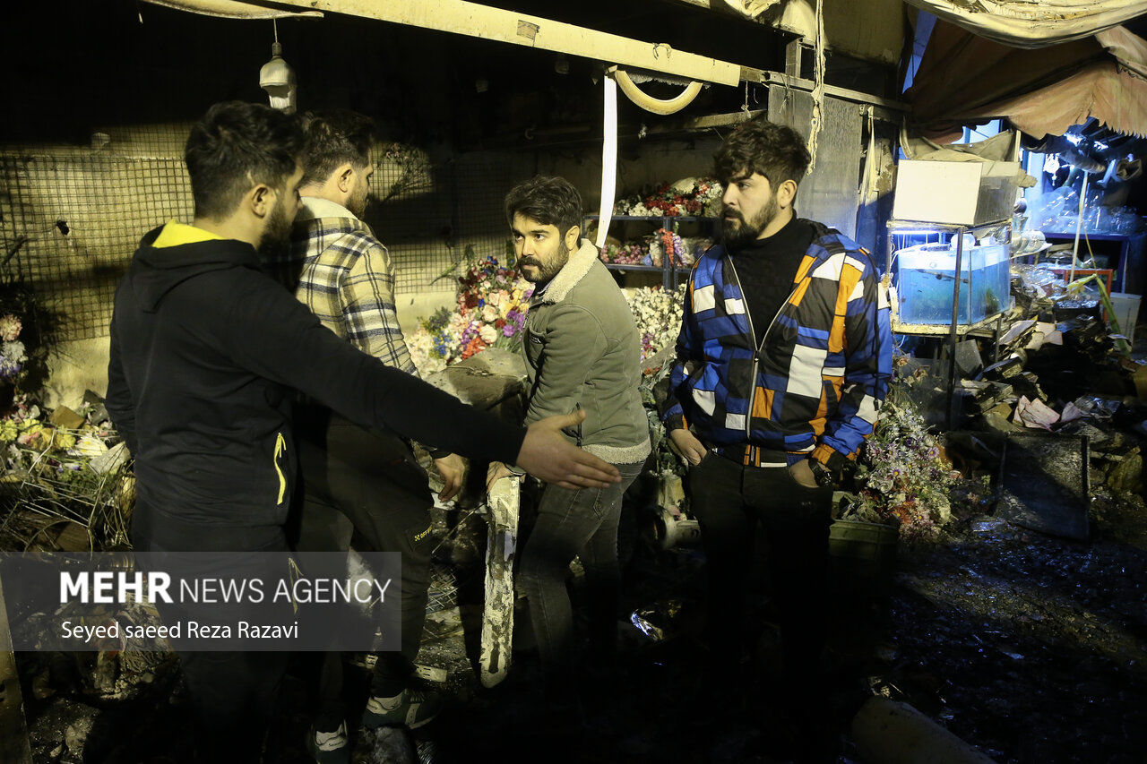تصاویر: انفجار در بازار گل محلاتی