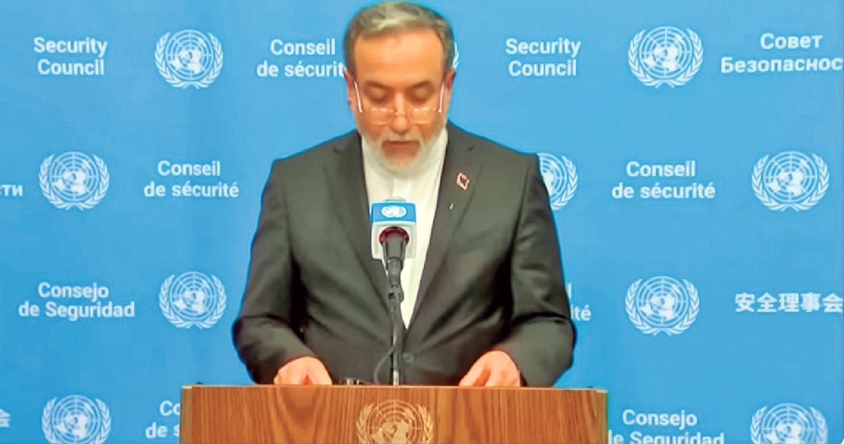 عراقچی: اسنپبک محکوم به شکست است/ مسکو: تروئیکا به دروغ فشار میآورد