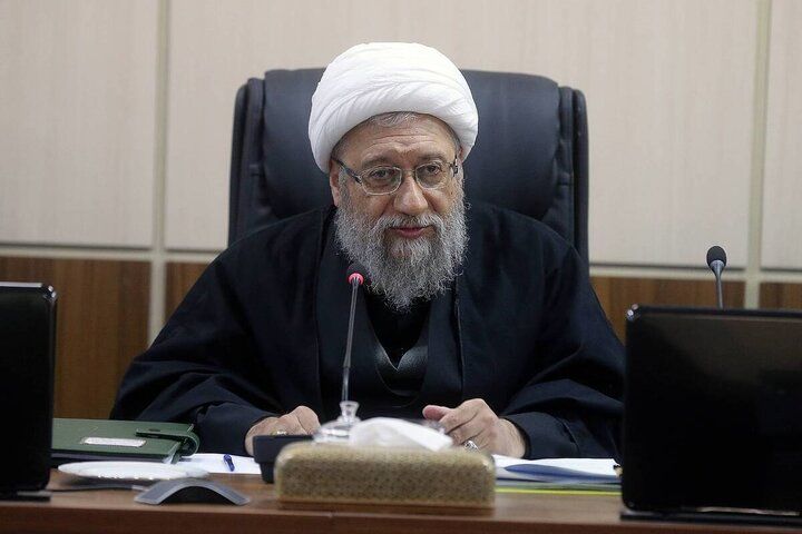 پاسخ قاطع آملی لاریجانی به یاوه گویی های ترامپ