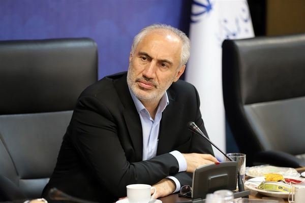 آمار تکان‌دهنده رئیس سازمان برنامه از فروش نفت و ارز ترجیحی