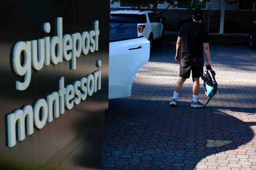 ماجرای بازداشت پدر ایرانی در مقابل مهدکوک فرزندش در آمریکا