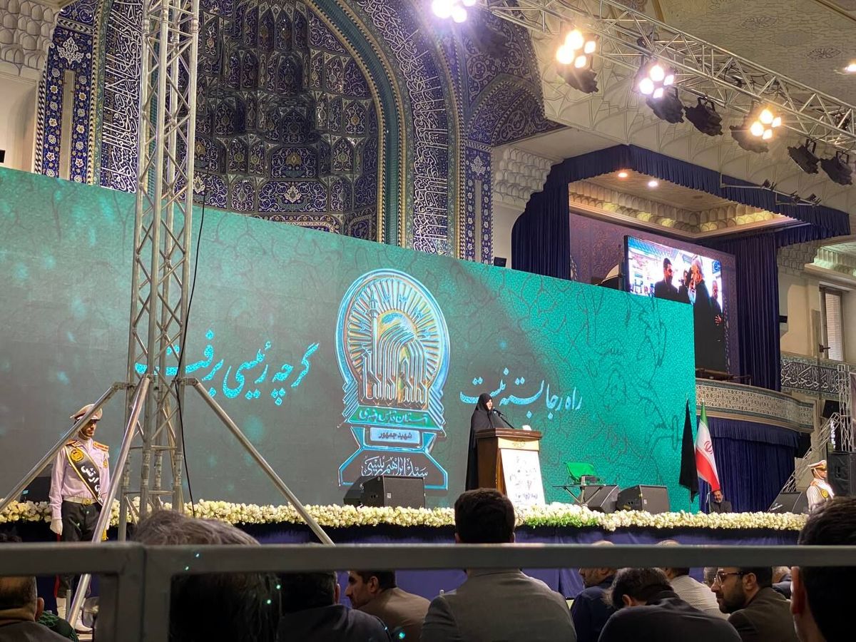 در آیین بزرگداشت اربعین شهیدان پرواز اردیبهشت/همسر شهید رئیسی: همه با ما همدلی کردند /زیاد نخاله: شهید رئیسی در تمام محافل از فلسطین دفاع کرد